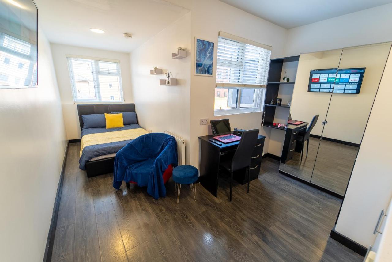 Stay Sa Cosy Equipped Studios Available 10 Mins From The City! Free Wifi &50" Smart Tv'S! Birmingham Zimmer foto